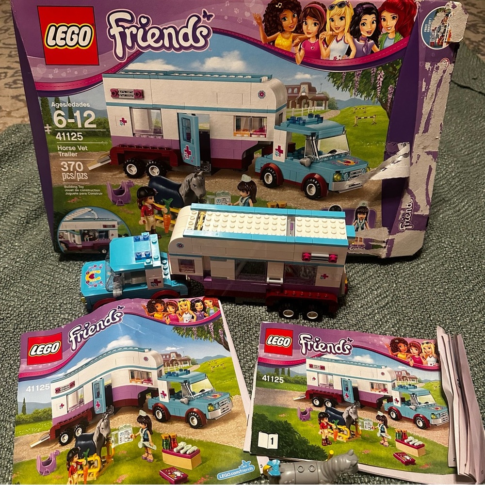 Lego Friends #41125
Horse Vet Trailer